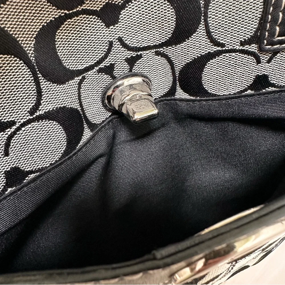 Coach Gallery Tote Bag Black Gray Signature Jacquard Turnlock